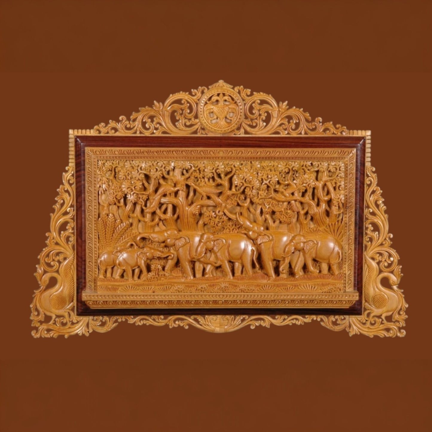 Sandalwood- Elefant Jungle scene Craving