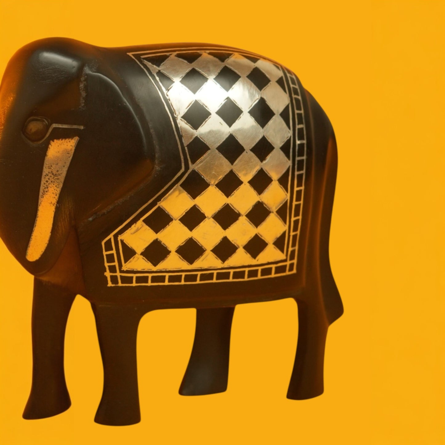 Elephant Checks Bidari art