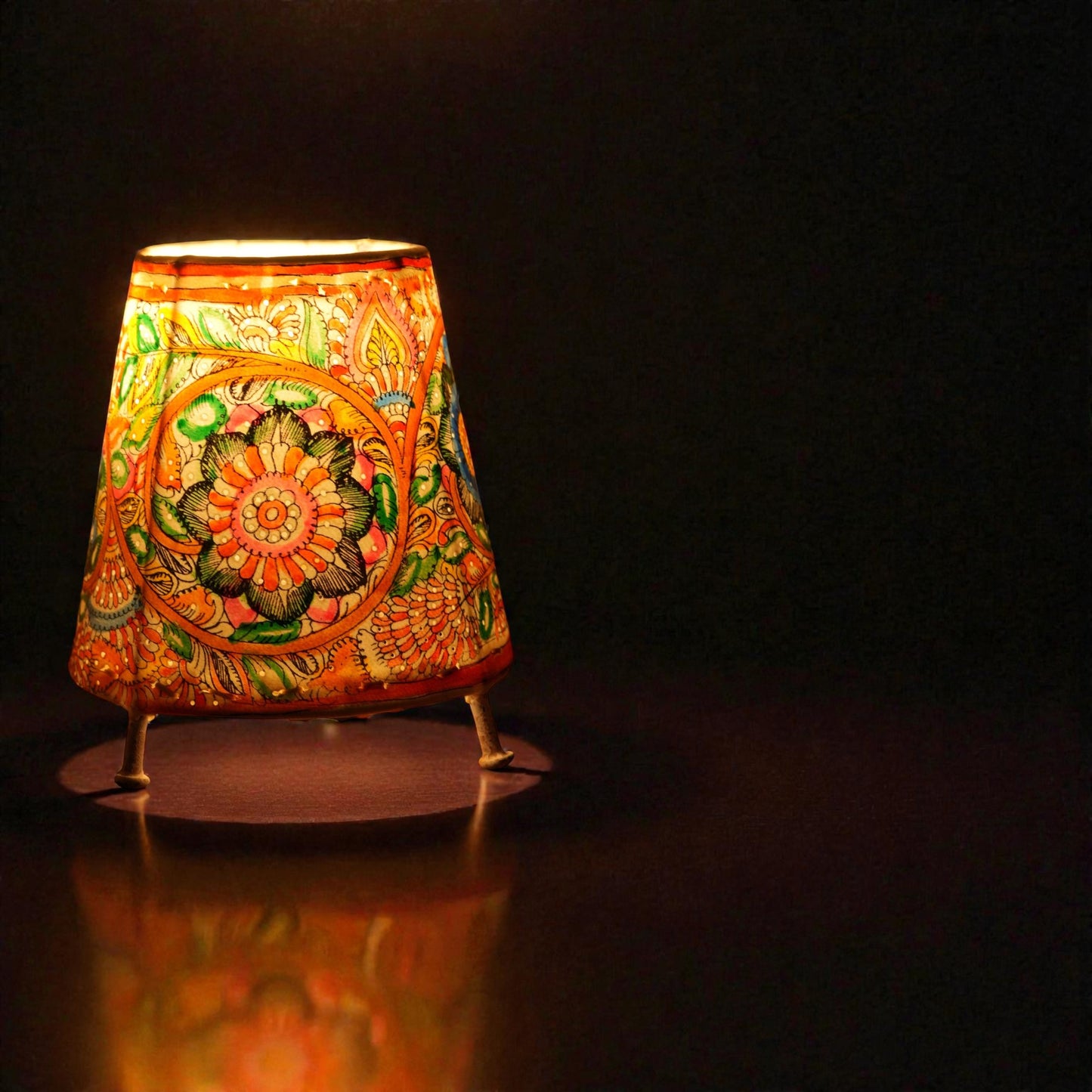 round floral motif Leather Lamp