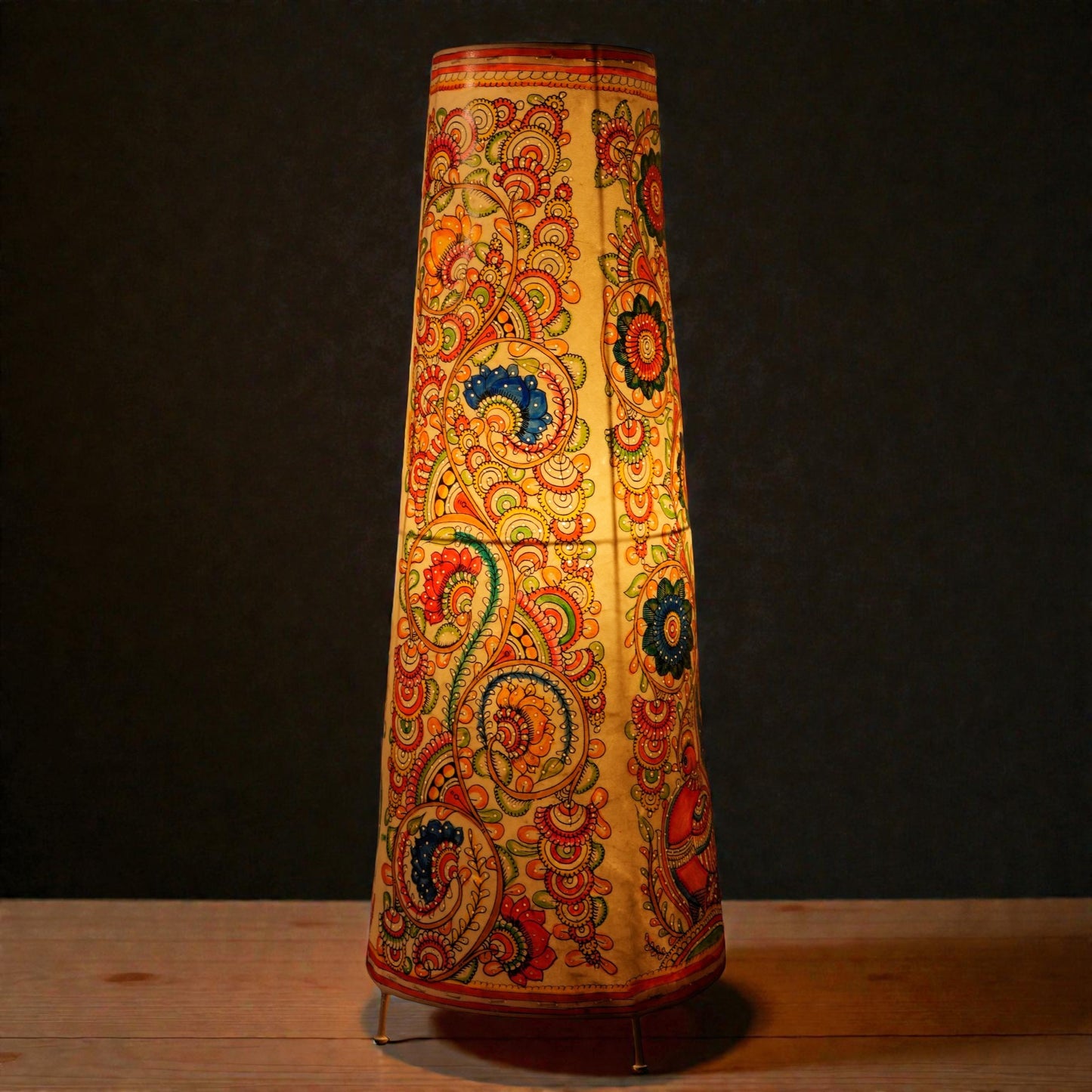 Flowery Pattern Leather Lamp