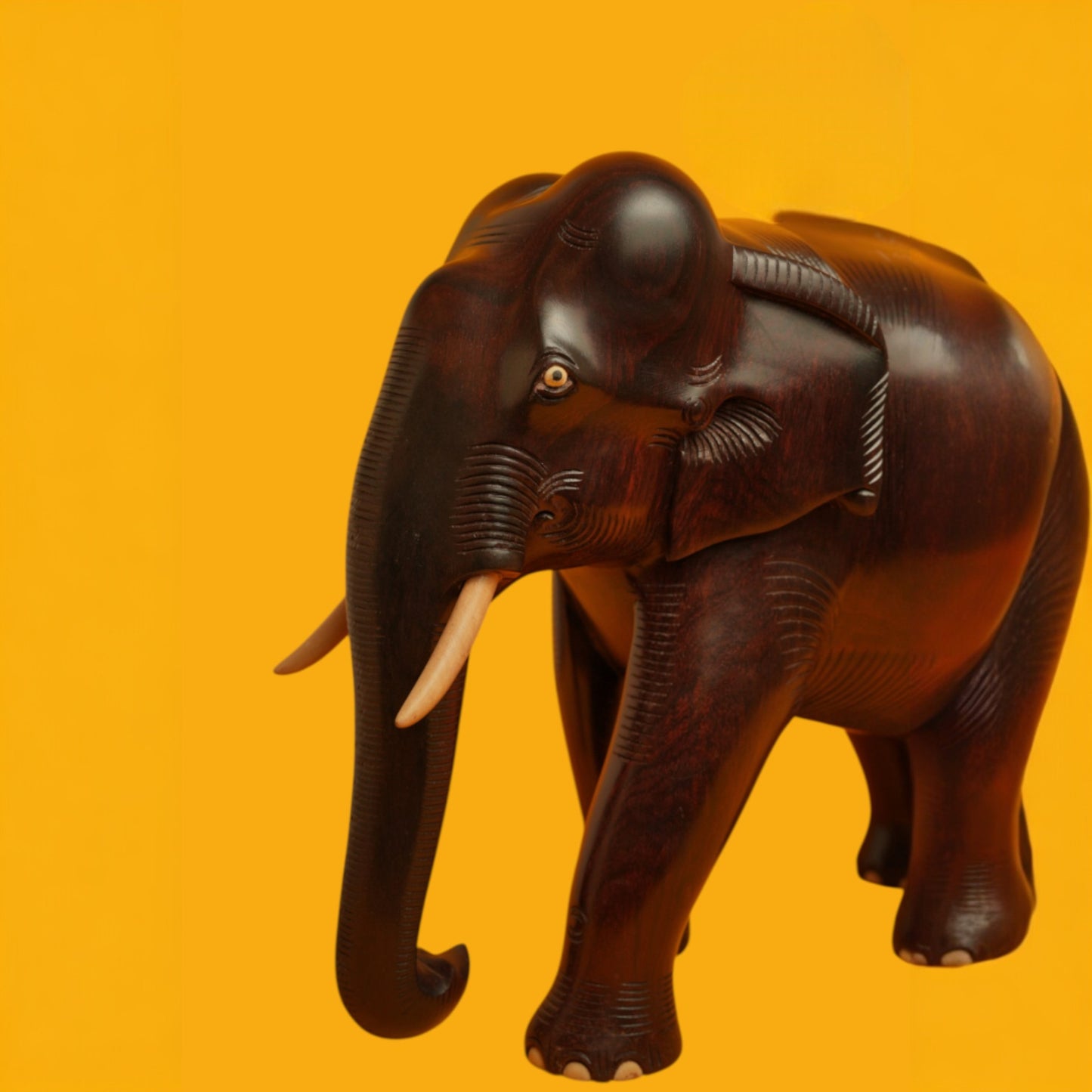 Red sandalwood- Elephant idol