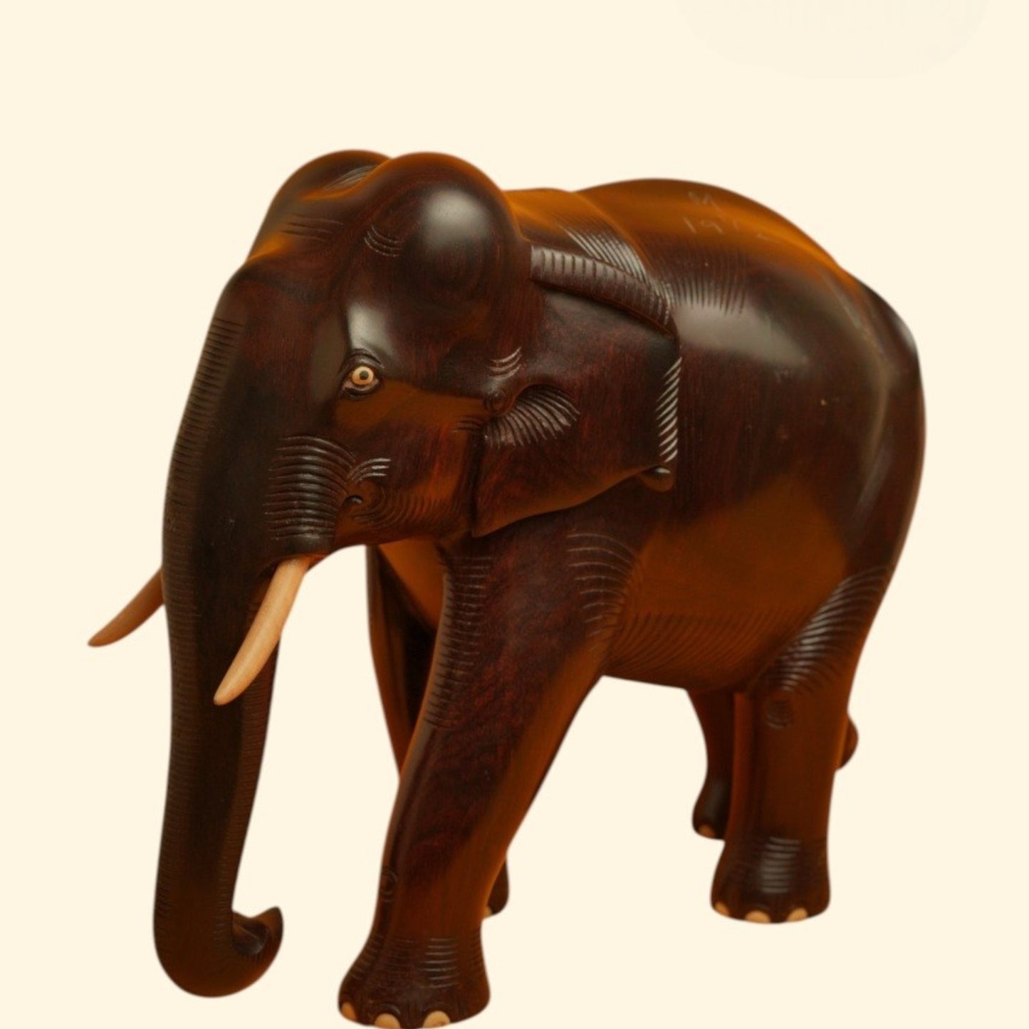 Red sandalwood- Elephant idol