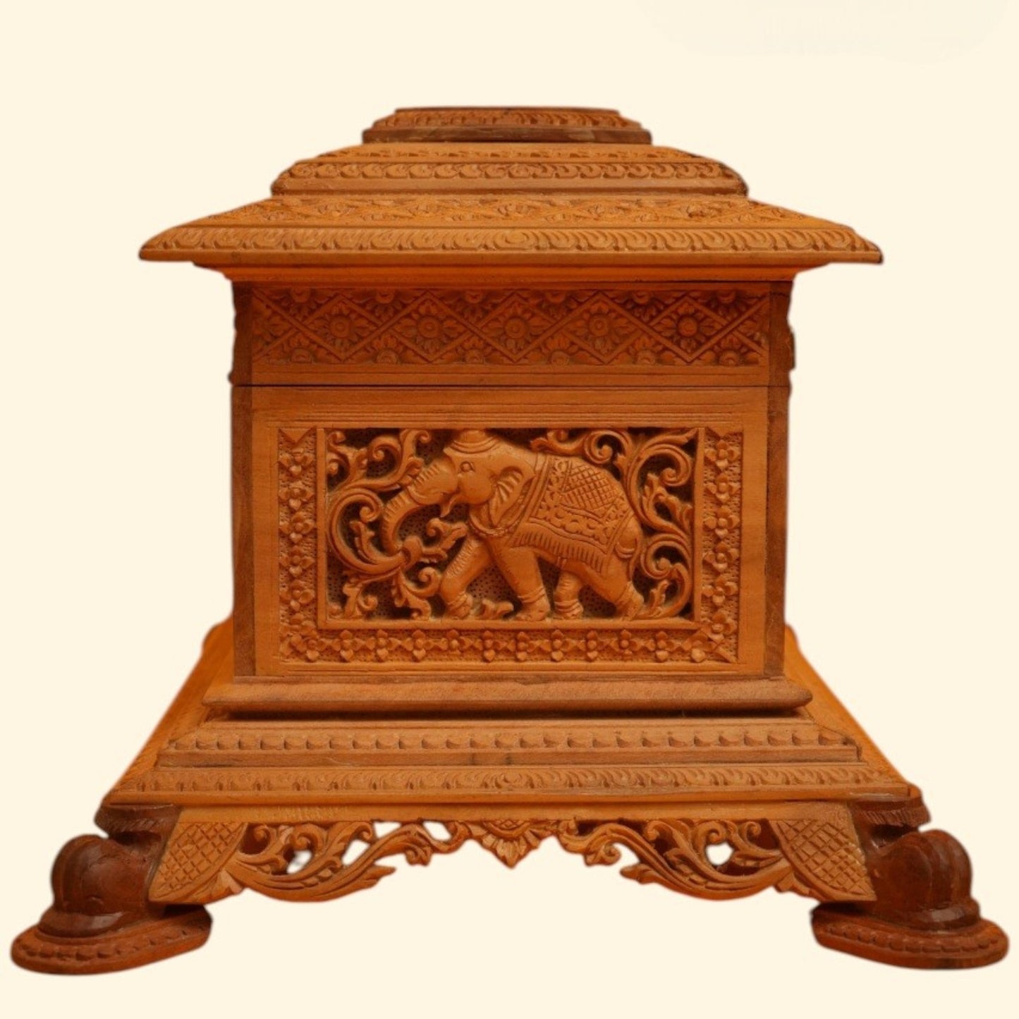 Shivani Wood - Elefant Jewellery box