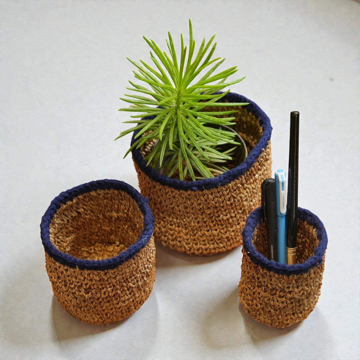 Plant holder (set of 3)