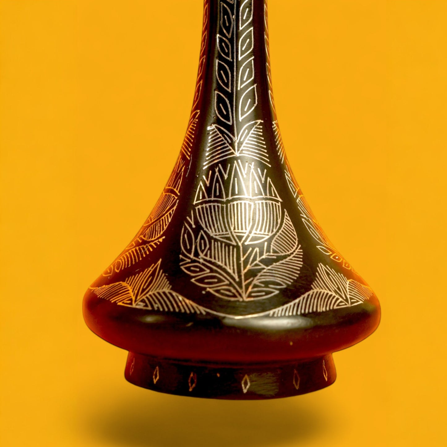 Shanka vase Bidari Art