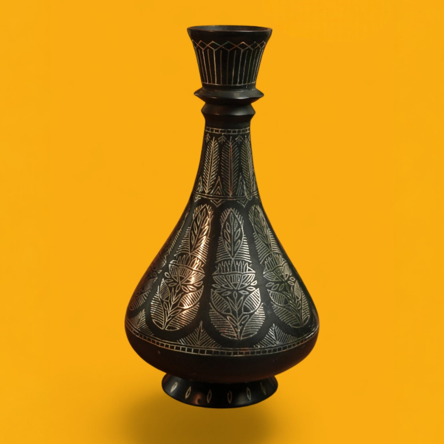 Aftabavaz  (Flower Vase)